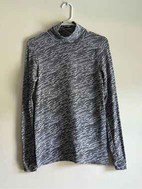 Athleta Black & White Space-Dye Turtleneck Top